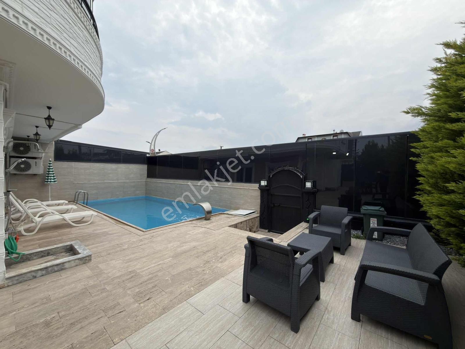 Merkez Plaj'da 290m² Kullanım-köşe-k.mülkiyetli-deniz Manzaralı — fotoğraf 5