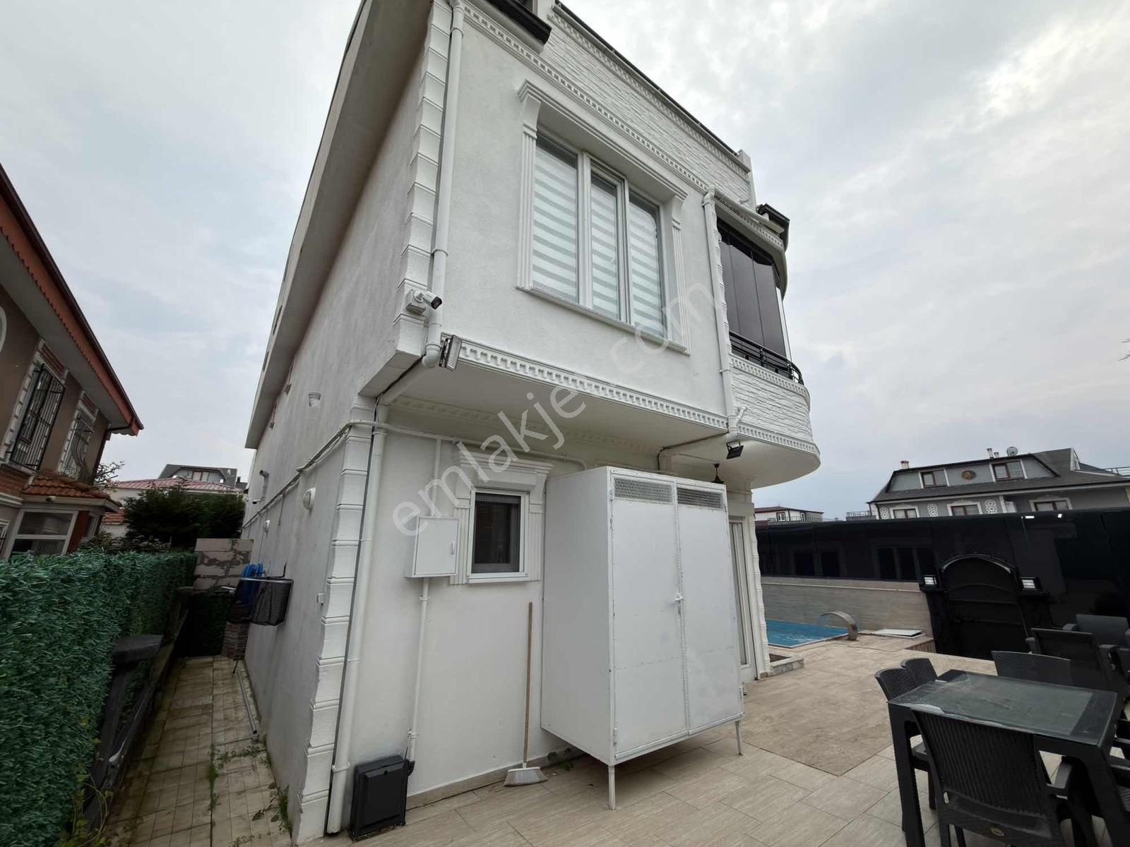 Merkez Plaj'da 290m² Kullanım-köşe-k.mülkiyetli-deniz Manzaralı — fotoğraf 12