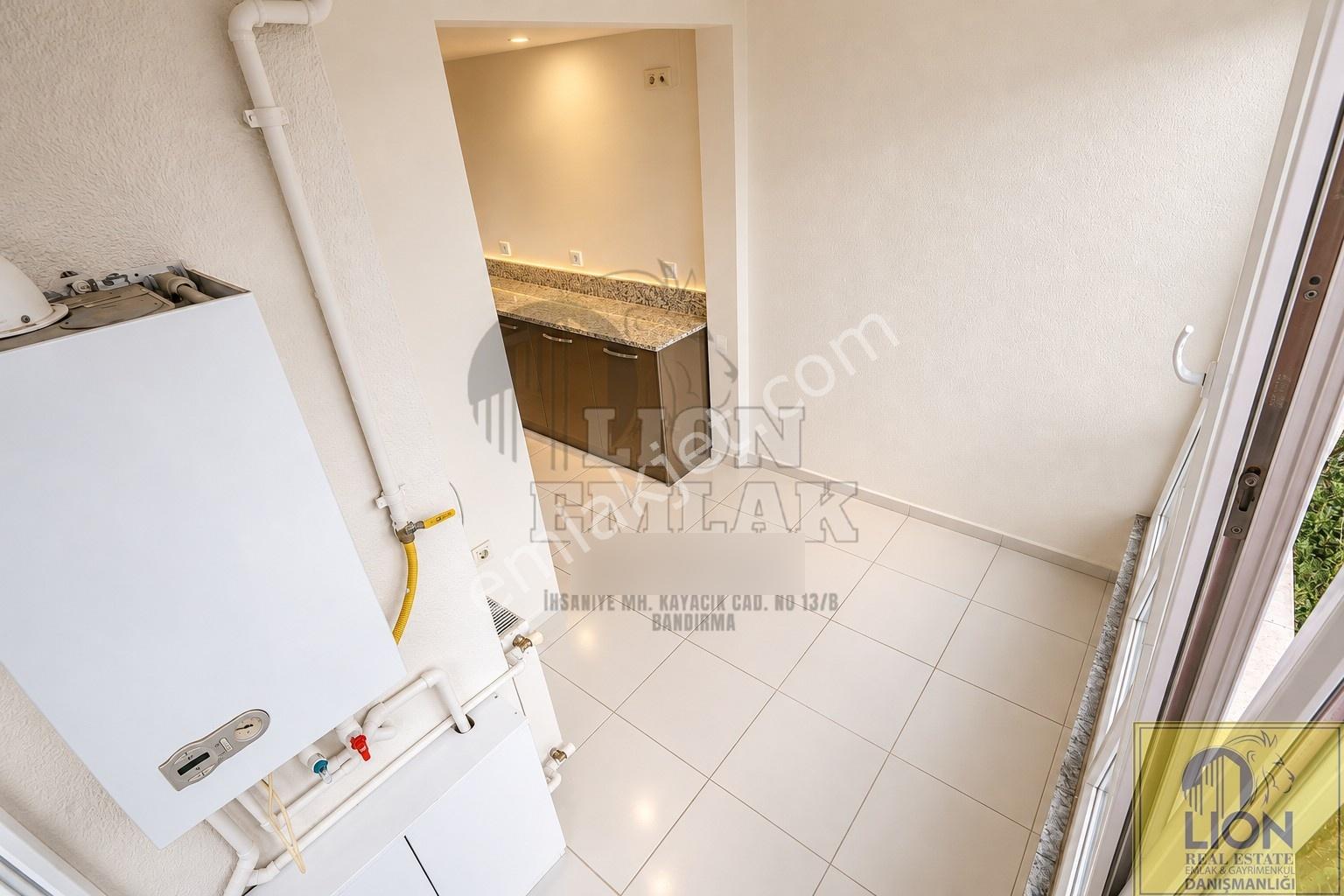Lıon Emlak'tan İhsaniye'de Lüks Arakat Satılık 3+1 Daire — fotoğraf 9