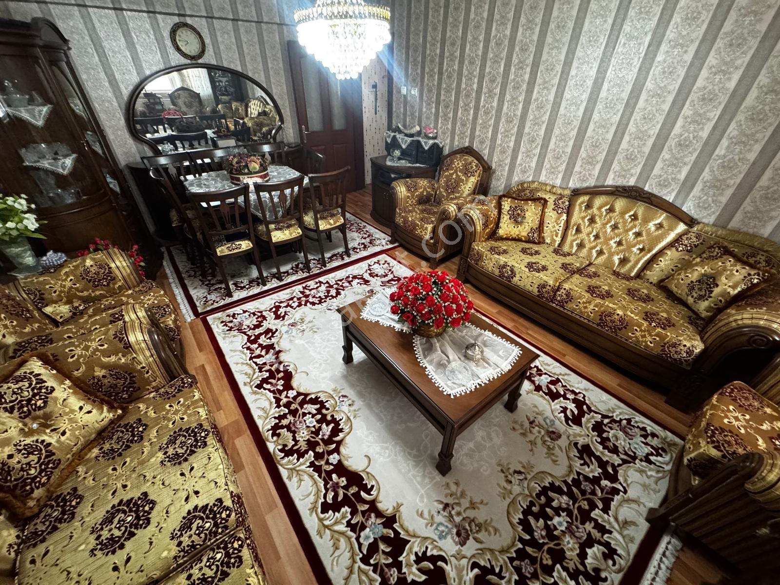 Ahi Mesut Bulvarı Üzerinde 3+1 Salon Bağımsız Ara Katta Daire — fotoğraf 3