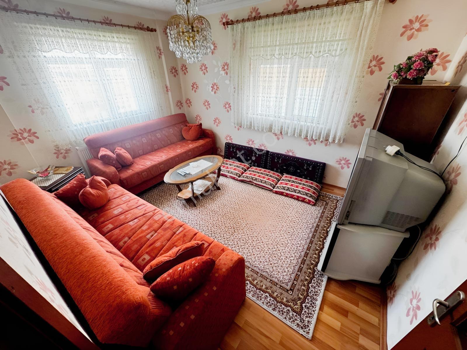Ahi Mesut Bulvarı Üzerinde 3+1 Salon Bağımsız Ara Katta Daire — fotoğraf 10