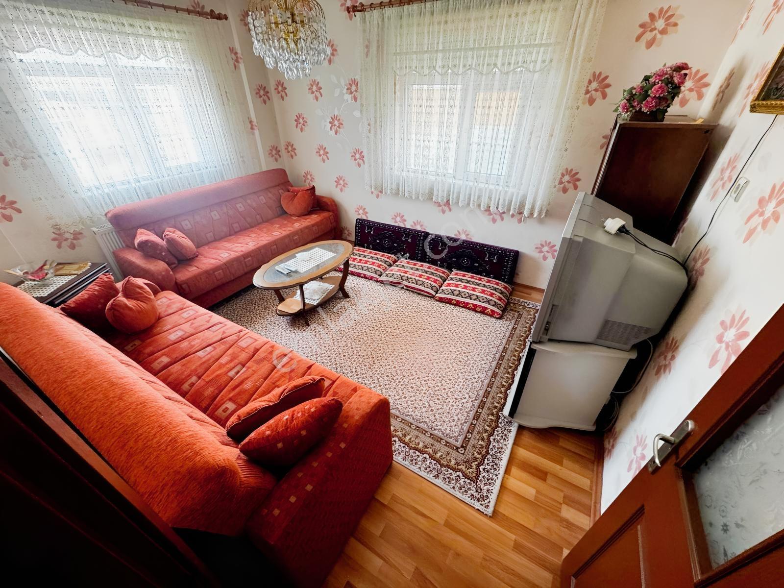 Ahi Mesut Bulvarı Üzerinde 3+1 Salon Bağımsız Ara Katta Daire — fotoğraf 11