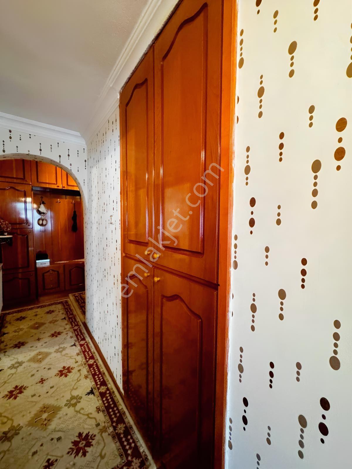 Ahi Mesut Bulvarı Üzerinde 3+1 Salon Bağımsız Ara Katta Daire — fotoğraf 24