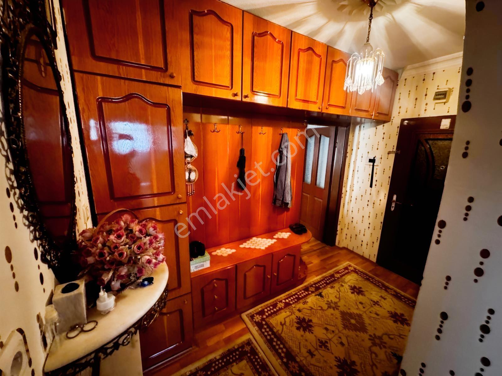 Ahi Mesut Bulvarı Üzerinde 3+1 Salon Bağımsız Ara Katta Daire — fotoğraf 25