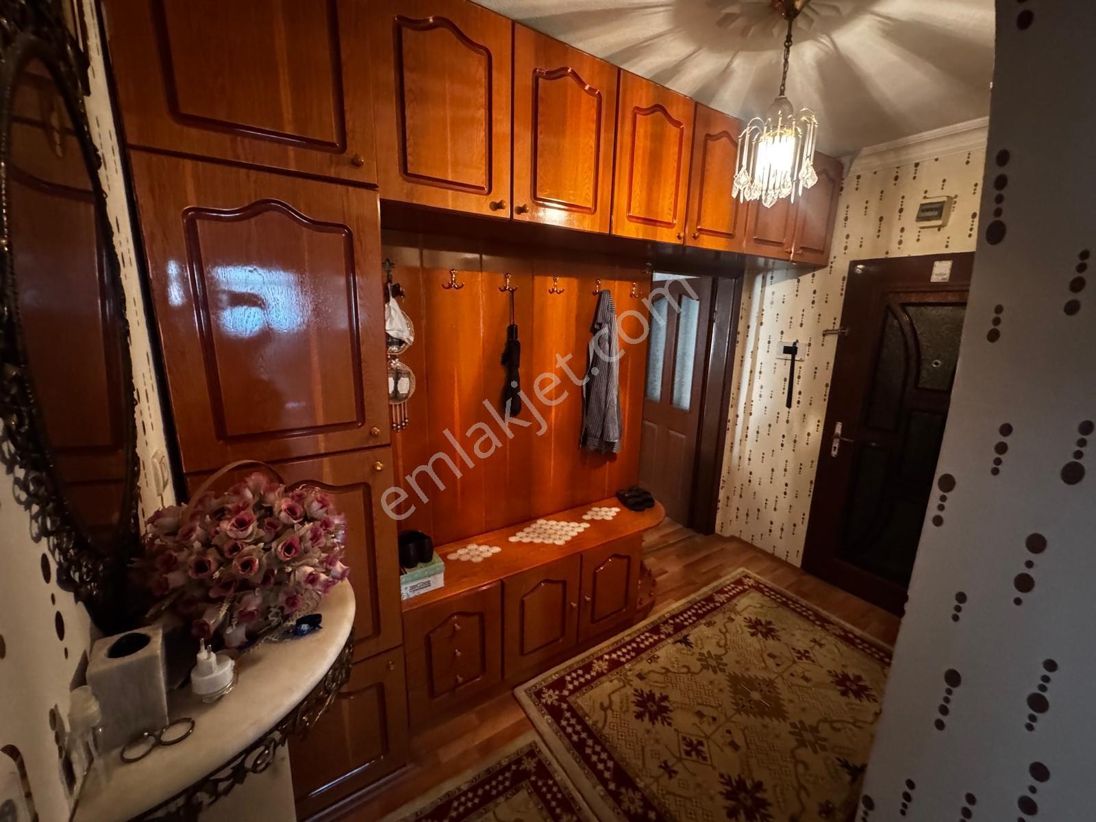 Ahi Mesut Bulvarı Üzerinde 3+1 Salon Bağımsız Ara Katta Daire — fotoğraf 26