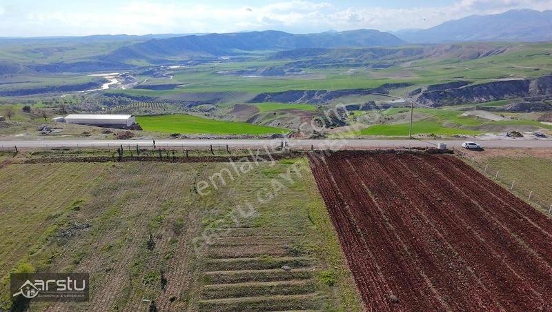 Arstu Gayrimenkul Furkan'dan Kayacıkta Tek Tapu Tarla