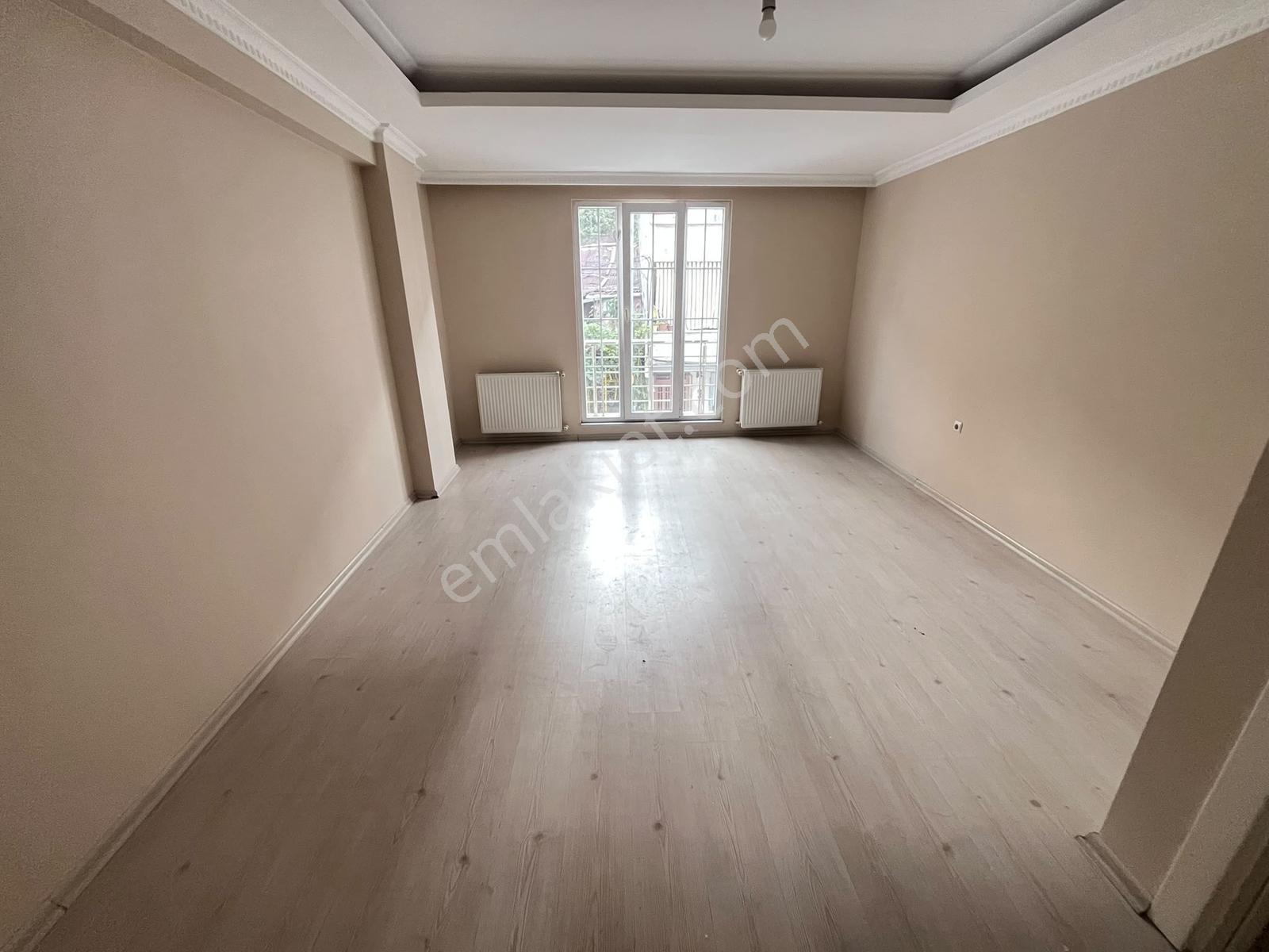 Royal'Den Esenyurt Balıkyolu'Nda 2+1 85M2 Masrafsız Arakat
