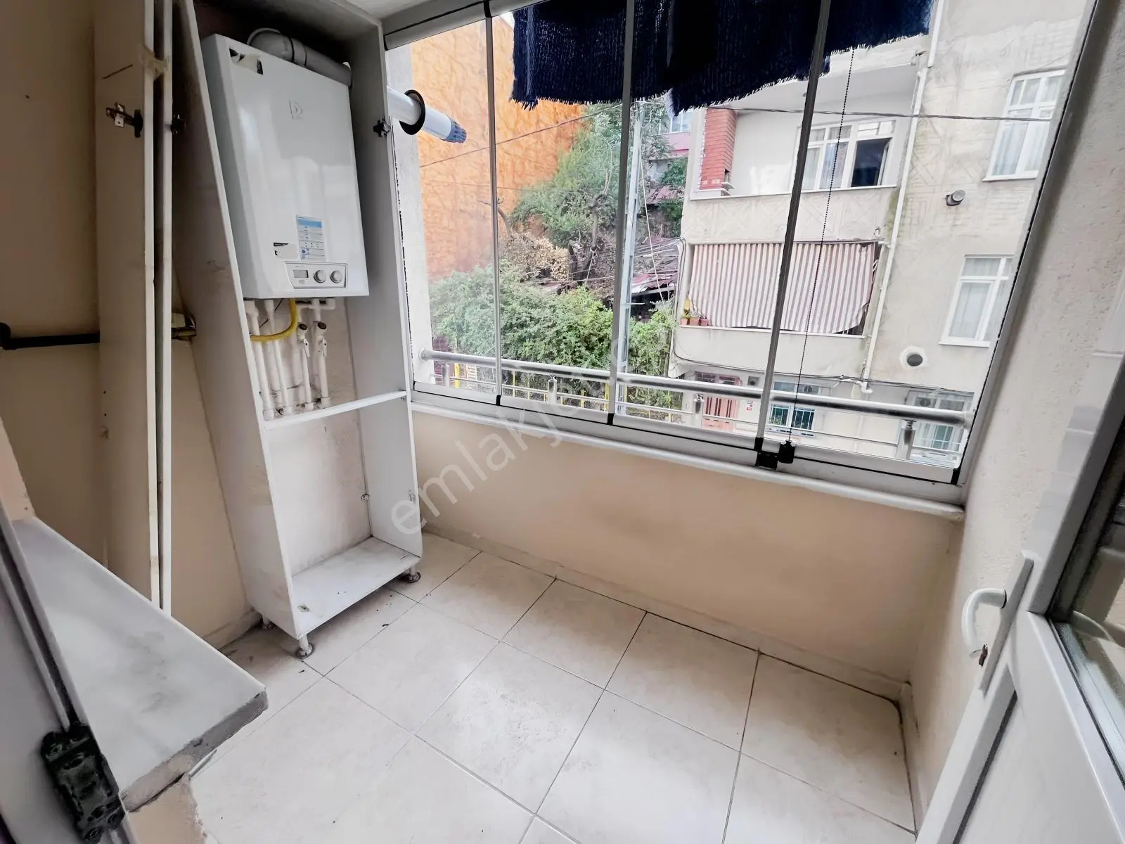 Royal'den Esenyurt Balıkyolu'nda 2+1 85m2 Masrafsız Arakat — fotoğraf 26