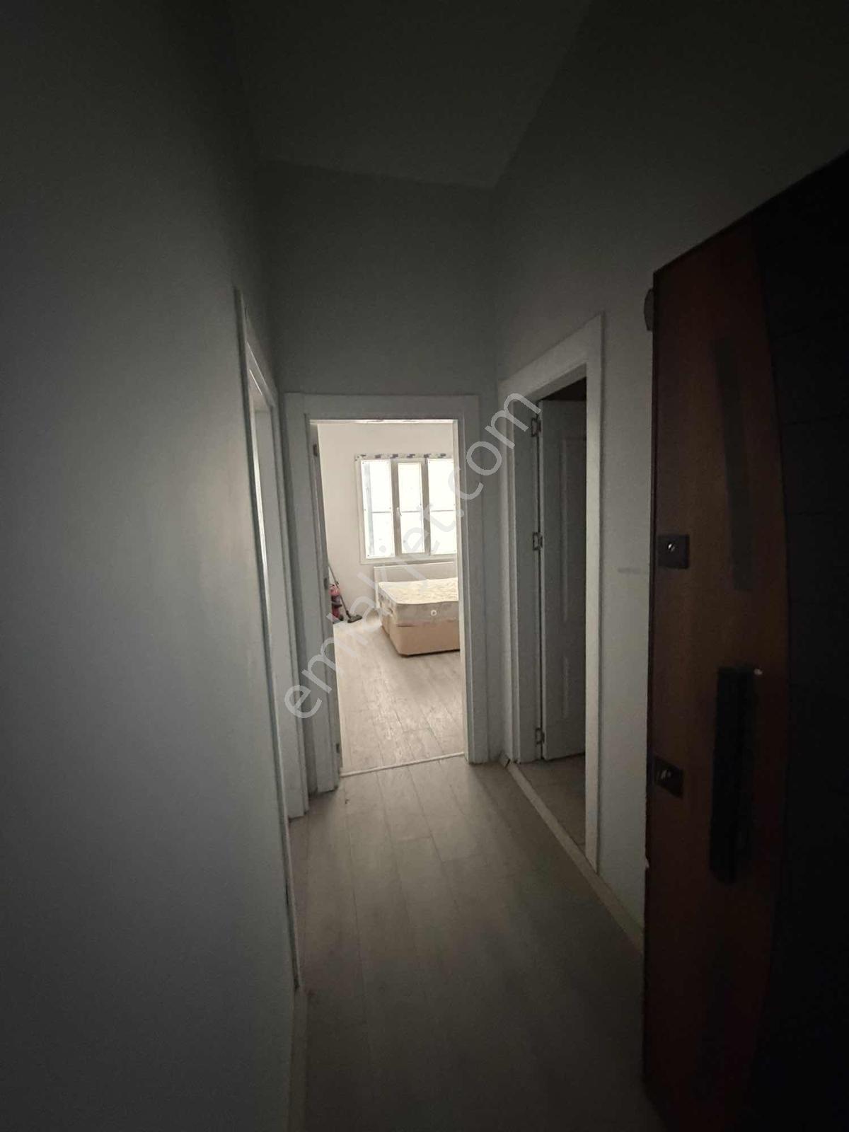Sürer Emlak`tan Satılık Eşyalı 1+1 Daire`miz E.a.hastane Yanında — fotoğraf 17