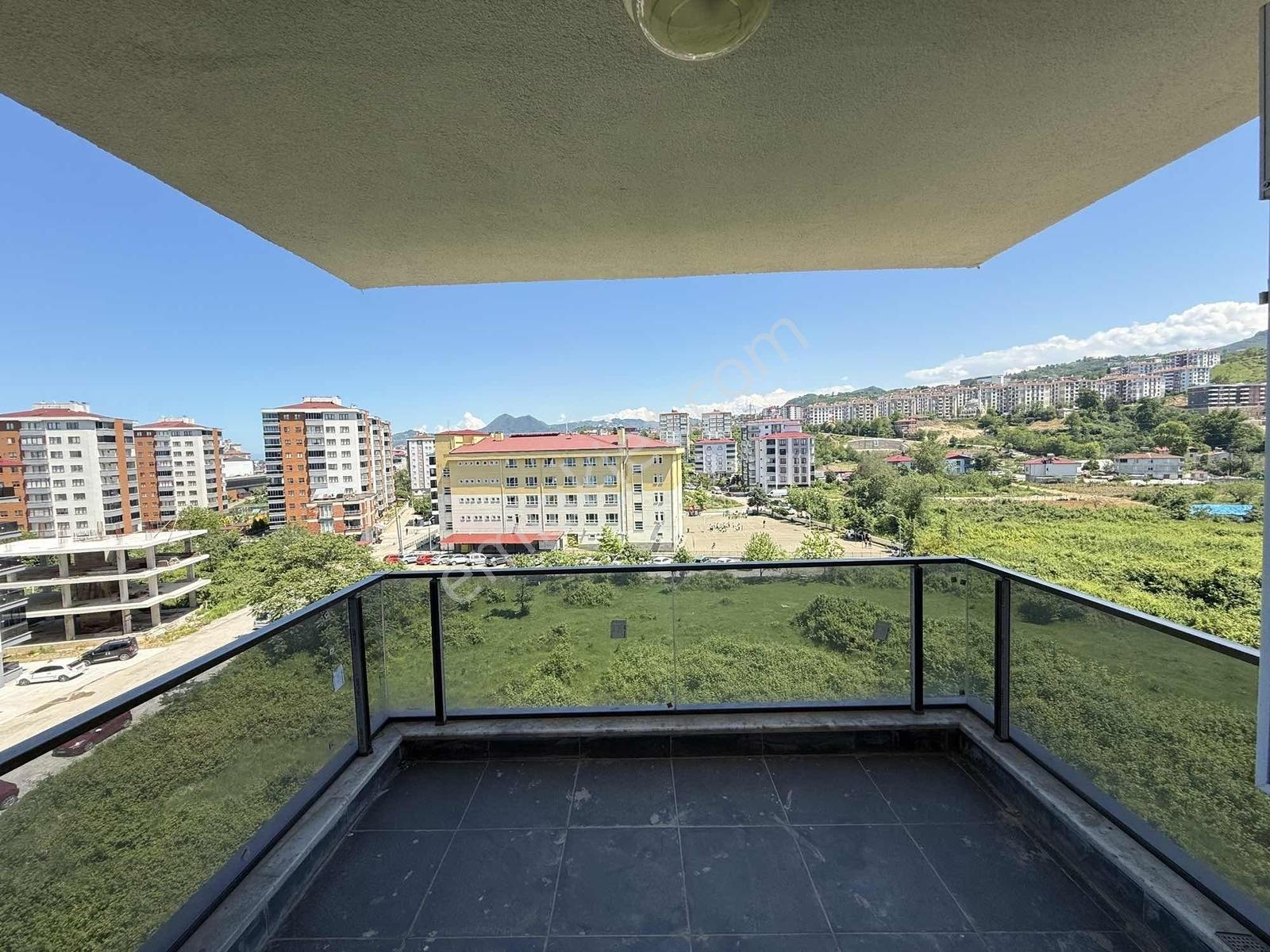 Hüsem Gayriemnkul'den Site İçinde Anahtar Teslim Satılık Daire — fotoğraf 2