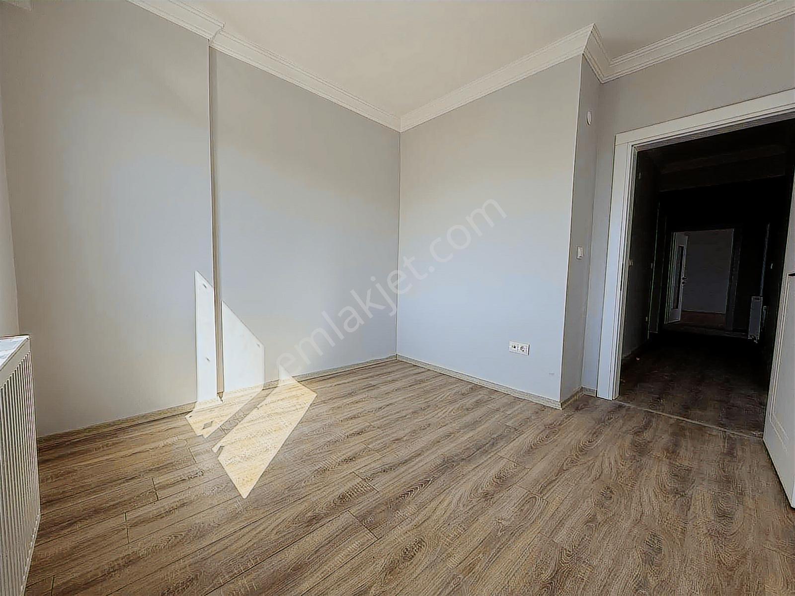 Hüsem Gayriemnkul'den Site İçinde Anahtar Teslim Satılık Daire — fotoğraf 24
