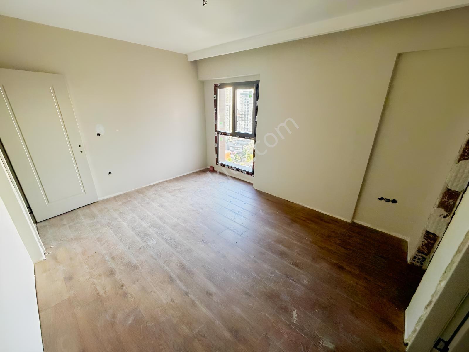 Bağcılar'Da Metroya Komşu Prestijli Proje İnşaat Lüks 2+1 Daire