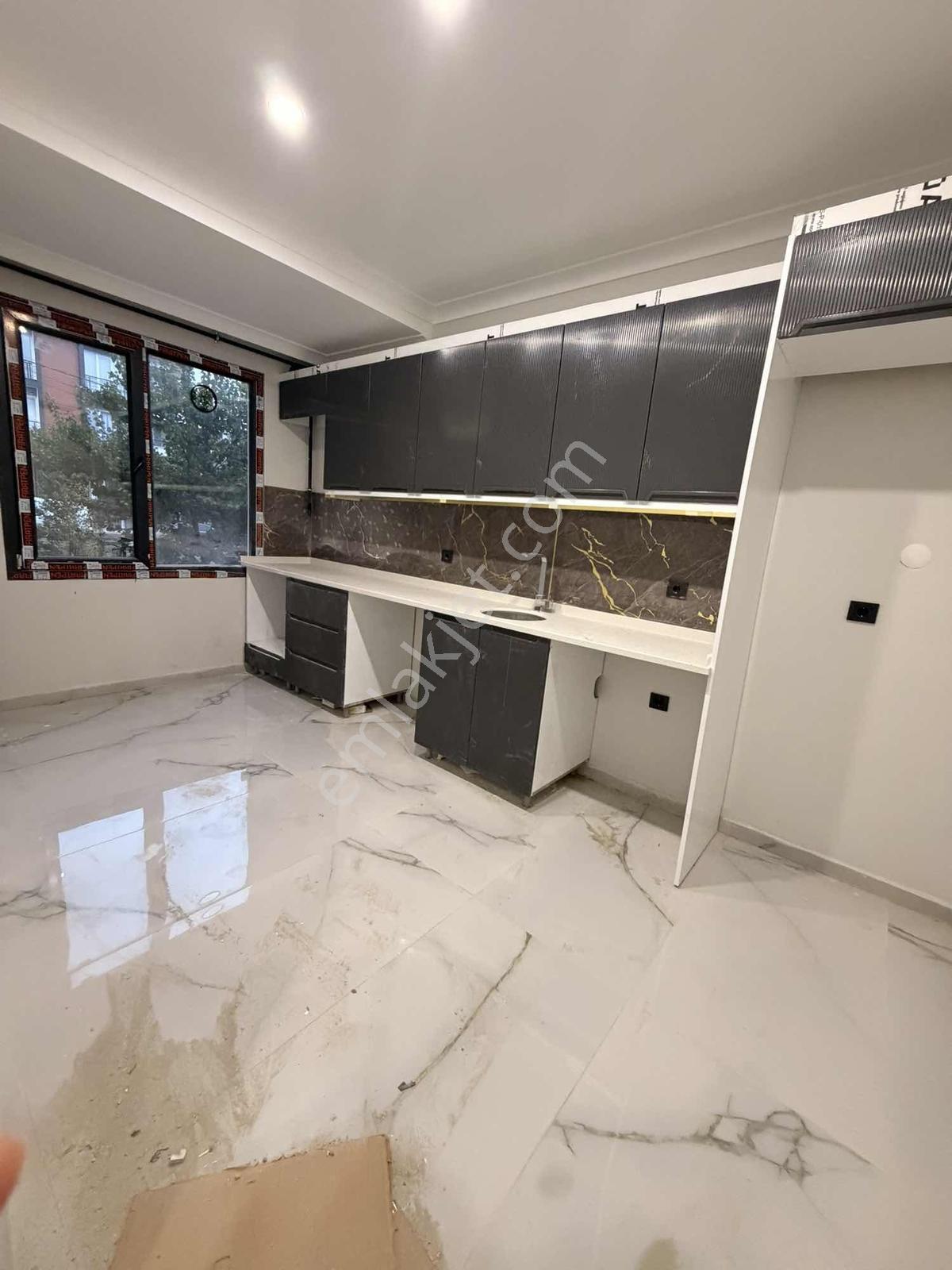 Güvercintepe De Mahmut Şevket Konumlu Lüks Yatırımlık Daire