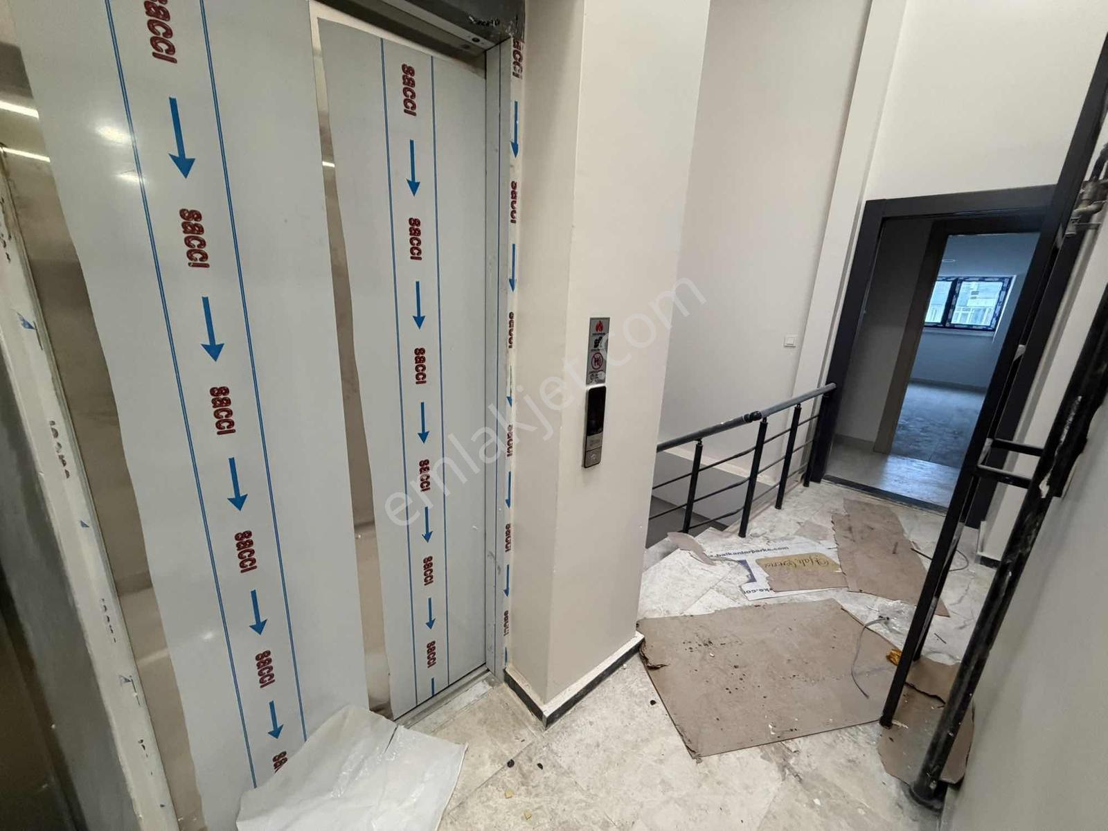 Güngören Merkez Mah. 3+1 100m2 Satılık Sıfır Daire — fotoğraf 5
