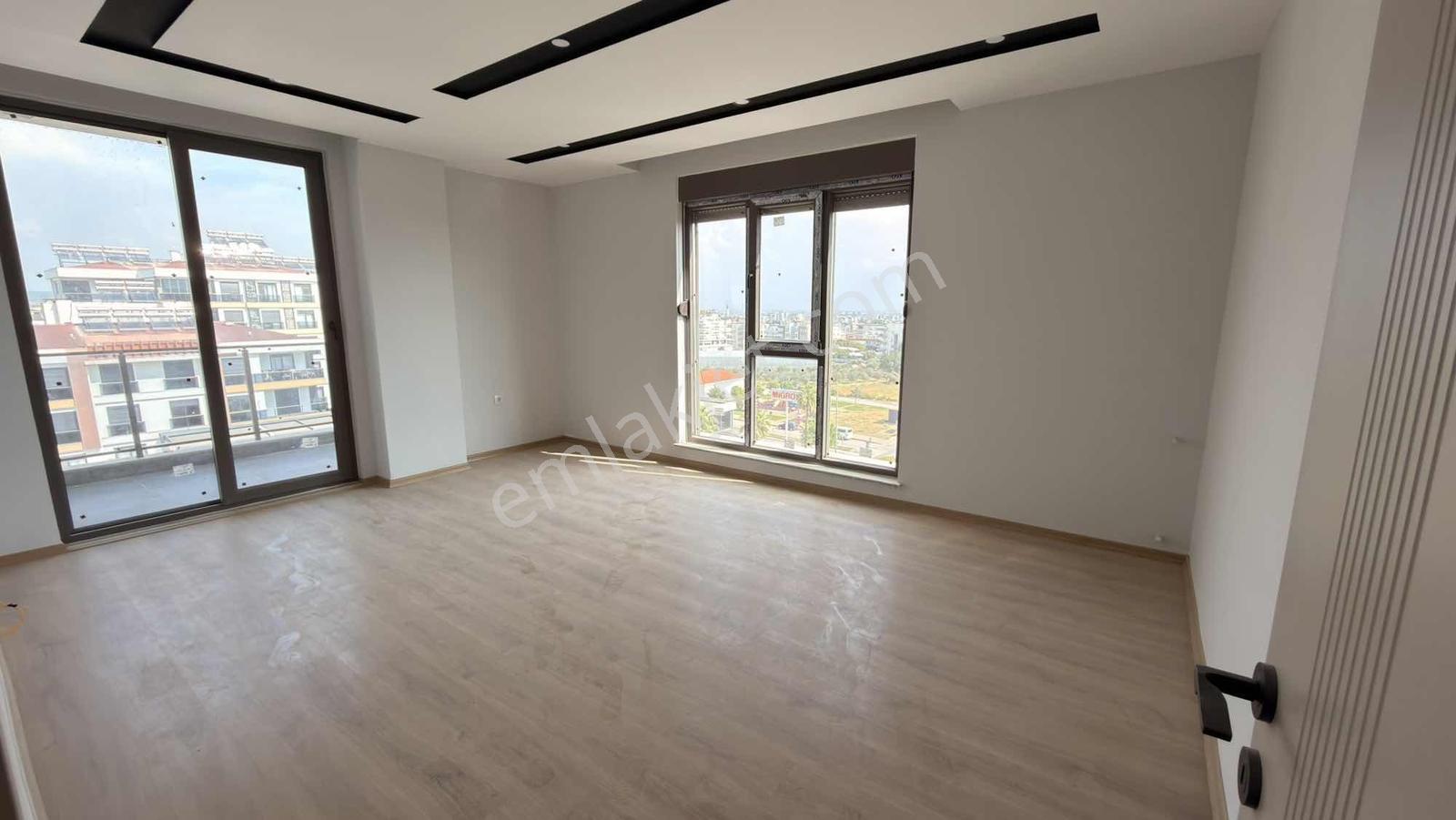 Varsak Karşıyaka 2+1 Sıfır Ebeveyn Banyolu Daire — fotoğraf 7