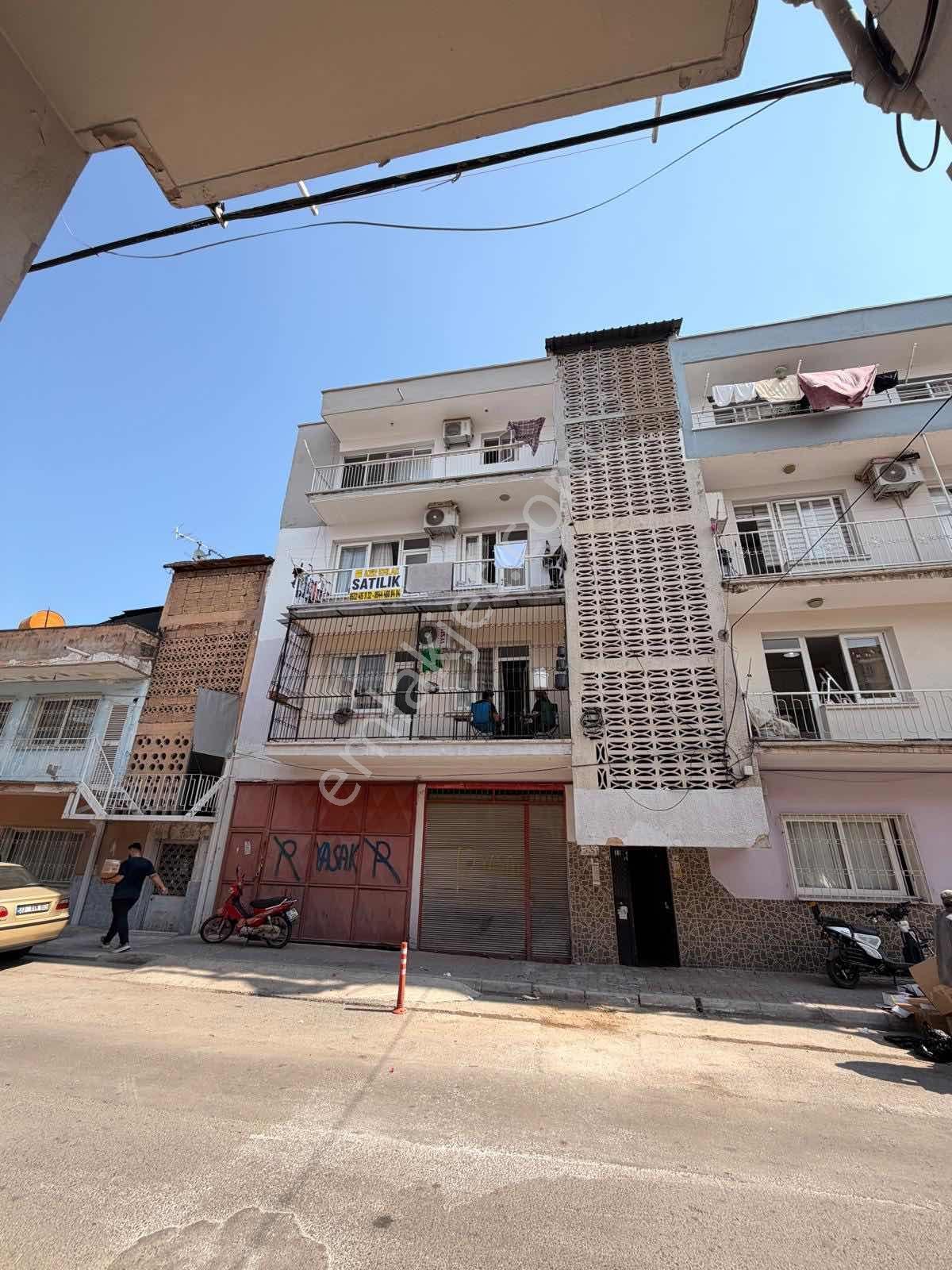 Aziz Emlak'Tan Sağlık Mahallesi'Nde Satılık Geniş 2 + 1 Şok Fiya