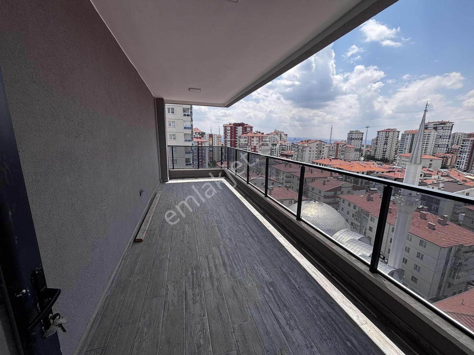 Pamuklar Sivas Caddesi'nin Tek Sıfır Dairesi — fotoğraf 9