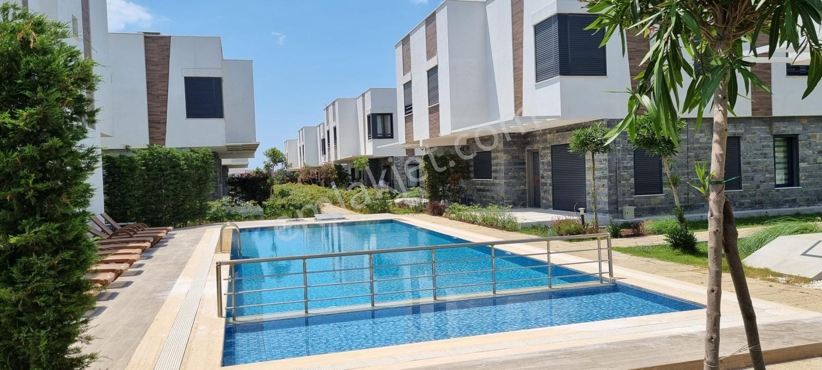 Didim Efeler Mahallesi'nde Satılık Havuzlu 3+1 Eşyalı Villa — fotoğraf 5
