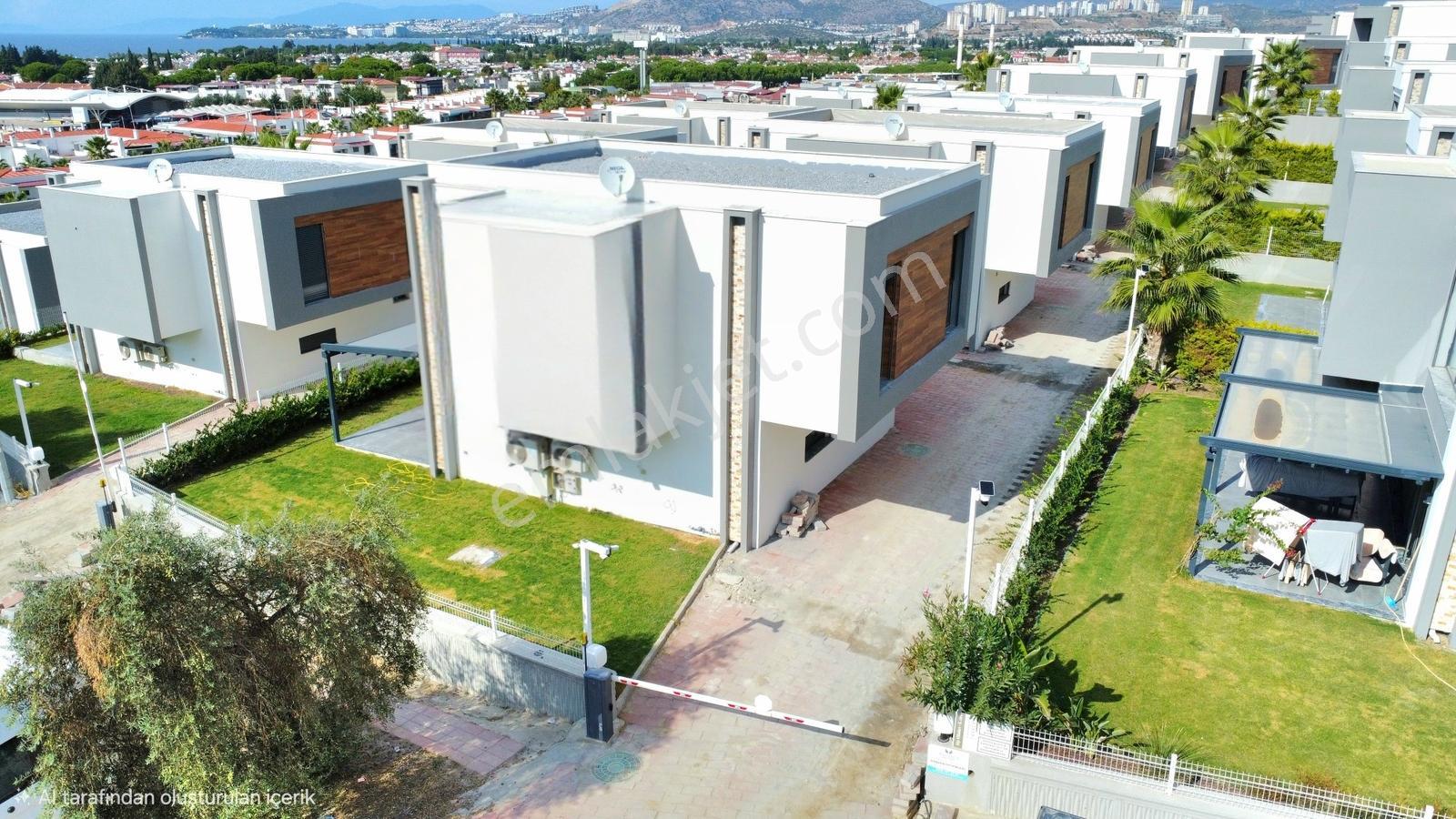 Kuşadası Soğucak'ta Satılık Sıfır 3+1 Doğalgazlı Villa — fotoğraf 2