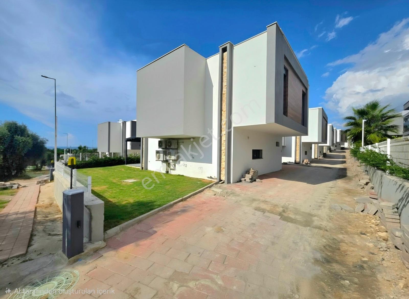 Kuşadası Soğucak'ta Satılık Sıfır 3+1 Doğalgazlı Villa — fotoğraf 13