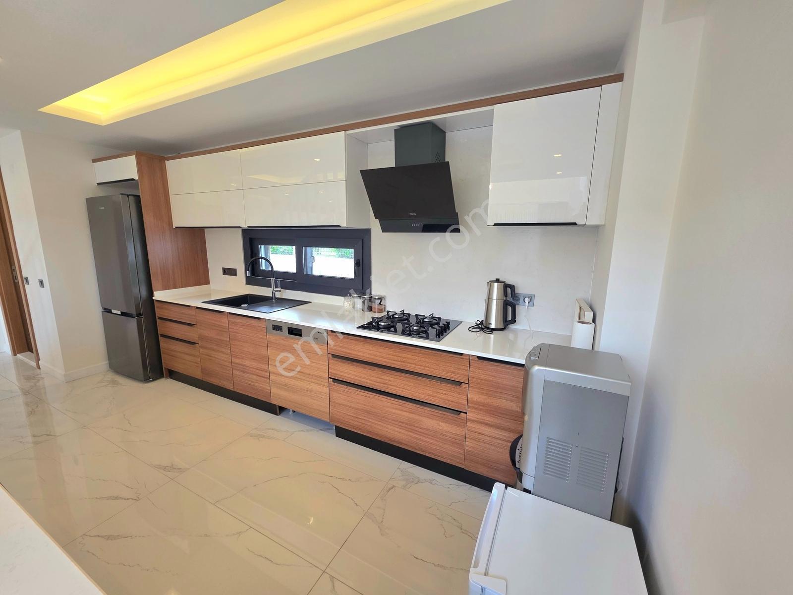 Kuşadası Soğucak'ta Satılık Sıfır 3+1 Doğalgazlı Villa — fotoğraf 21
