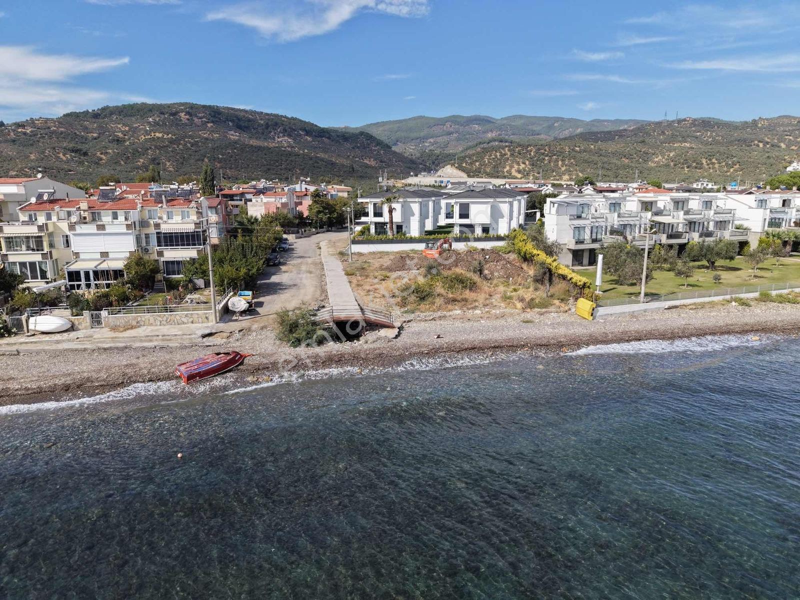 Avcı'dan Assos-k.kuyu Yolu Denize Sıfır Giriş Odalı 4+1 Villa — fotoğraf 34