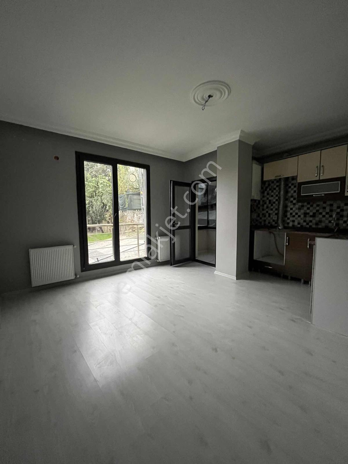 Sancaktepe Mevlana Mah Caddeye Cepheli Satılık 2+1 Arakat Daire — fotoğraf 20