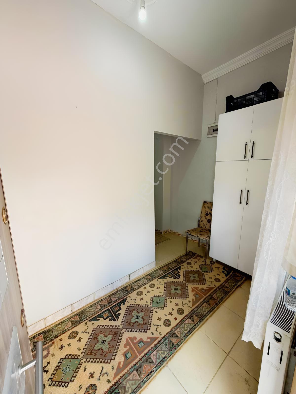 Sürer Emlak`tan Satılık Ful Eşyalı 1+1 Daire`miz Site İçerisinde — fotoğraf 6