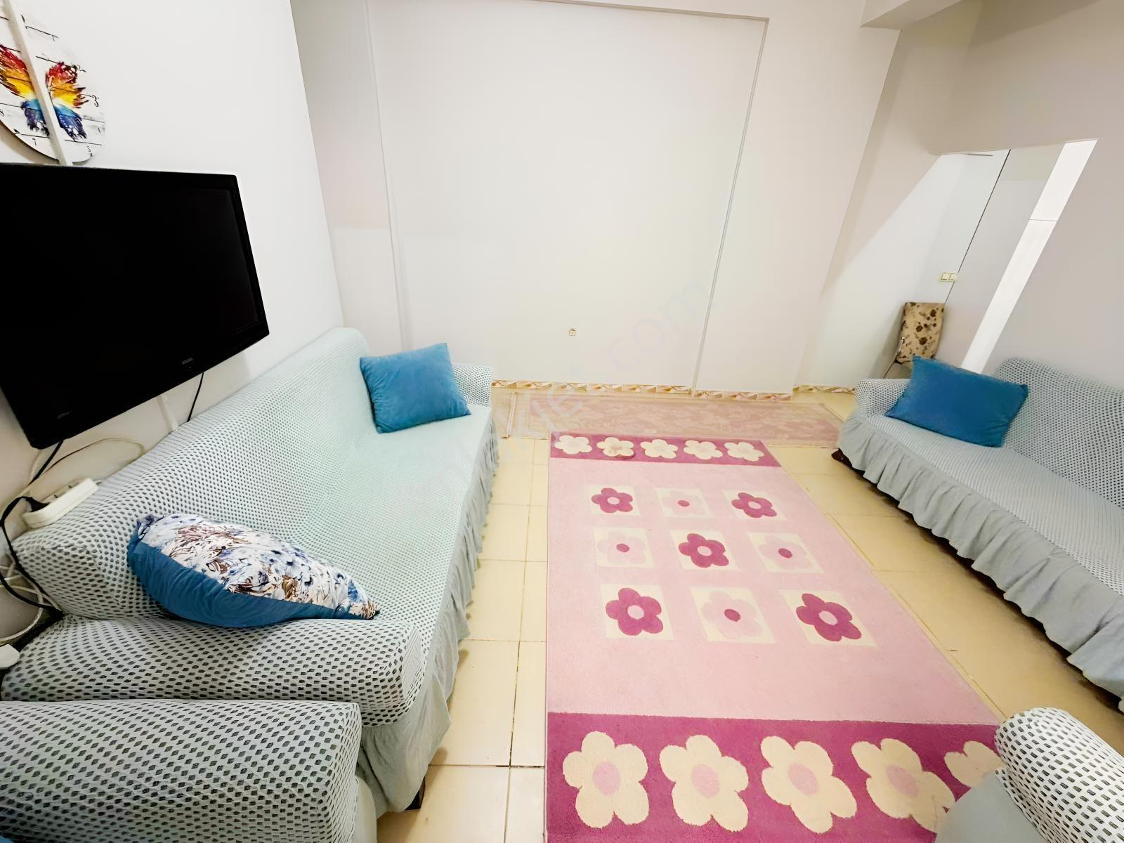 Sürer Emlak`tan Satılık Ful Eşyalı 1+1 Daire`miz Site İçerisinde — fotoğraf 9