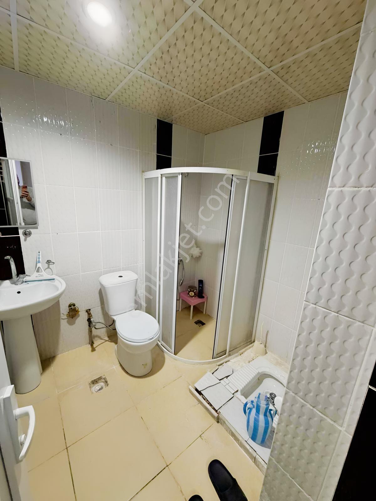 Sürer Emlak`tan Satılık Ful Eşyalı 1+1 Daire`miz Site İçerisinde — fotoğraf 15