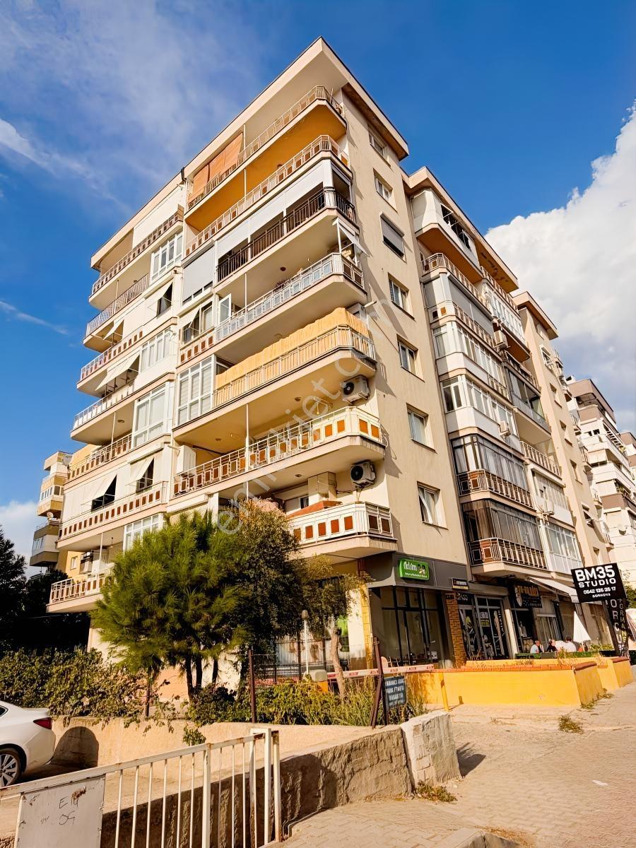 Kazımdirik Mah.'De Otoparklı, Asansörlü Satılık 3+1 Daire