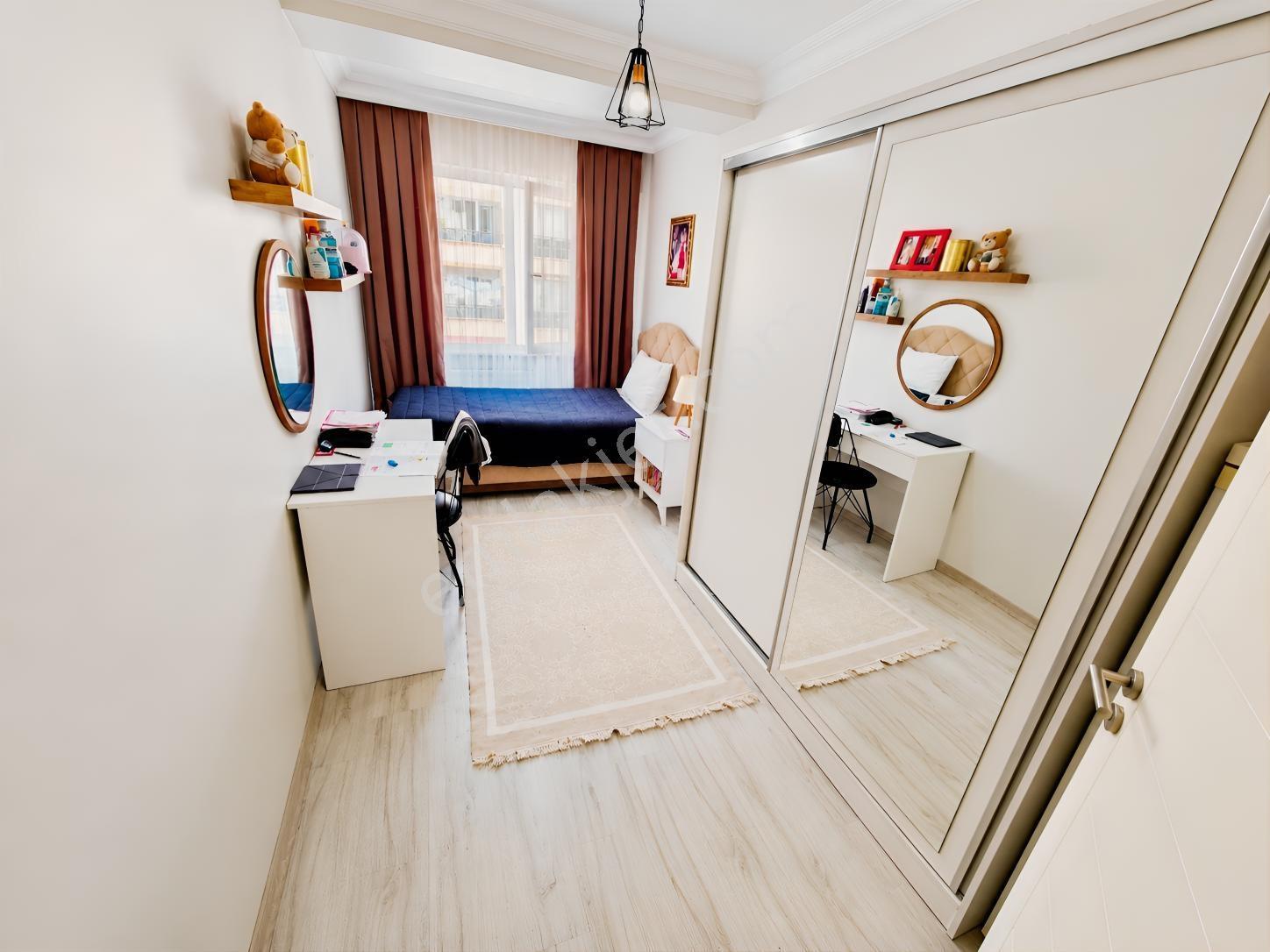 Esenyurt İnönü Mah. Full Tadilatlı Satılık Lüks 3+1 Daire — fotoğraf 8