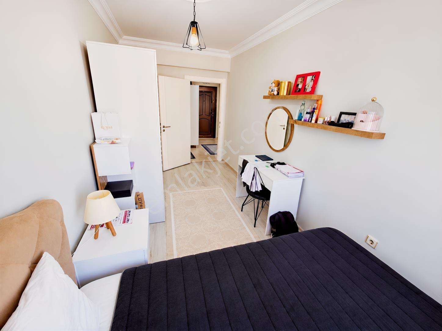 Esenyurt İnönü Mah. Full Tadilatlı Satılık Lüks 3+1 Daire — fotoğraf 9
