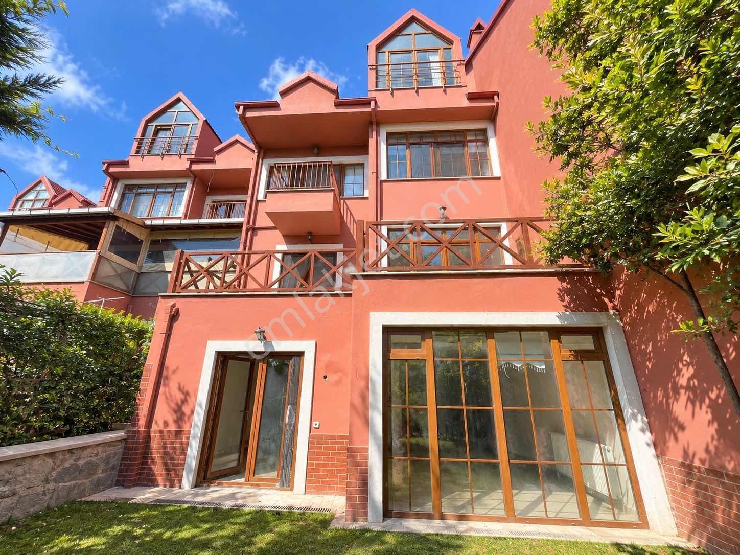 Finansman'dan..havuzlu..güvenlikli Sitede..bahçeli..geniş Villa — fotoğraf 5