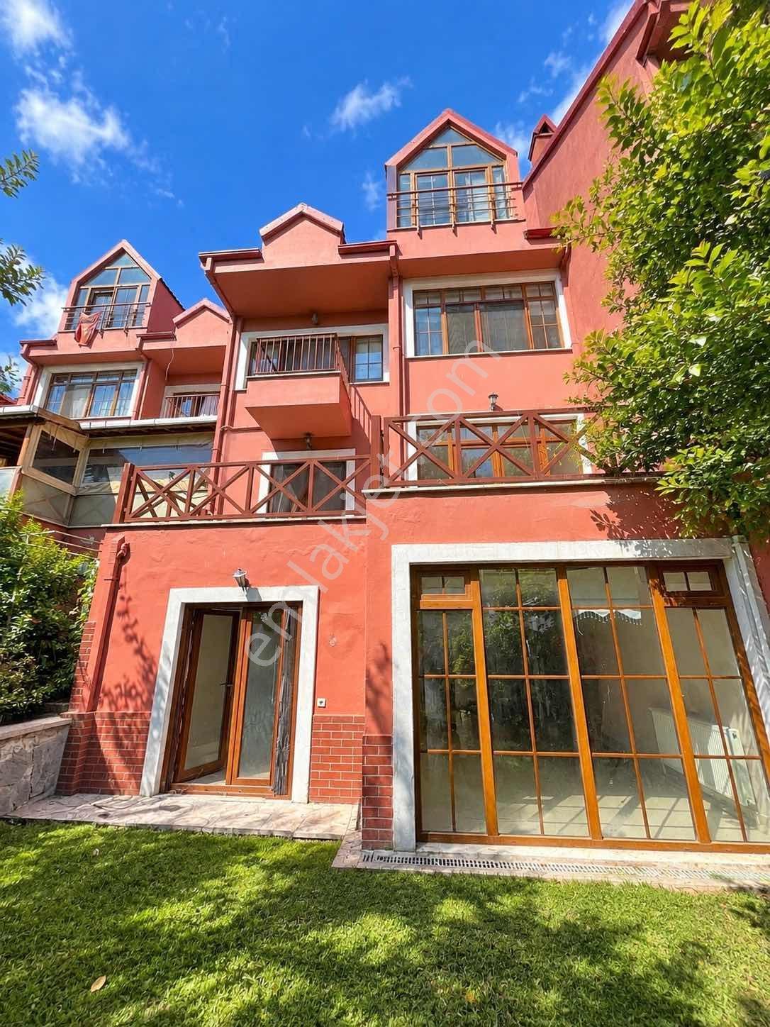 Finansman'dan..havuzlu..güvenlikli Sitede..bahçeli..geniş Villa — fotoğraf 8