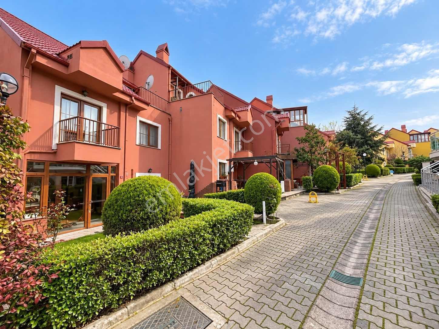 Finansman'dan..havuzlu..güvenlikli Sitede..bahçeli..geniş Villa — fotoğraf 9