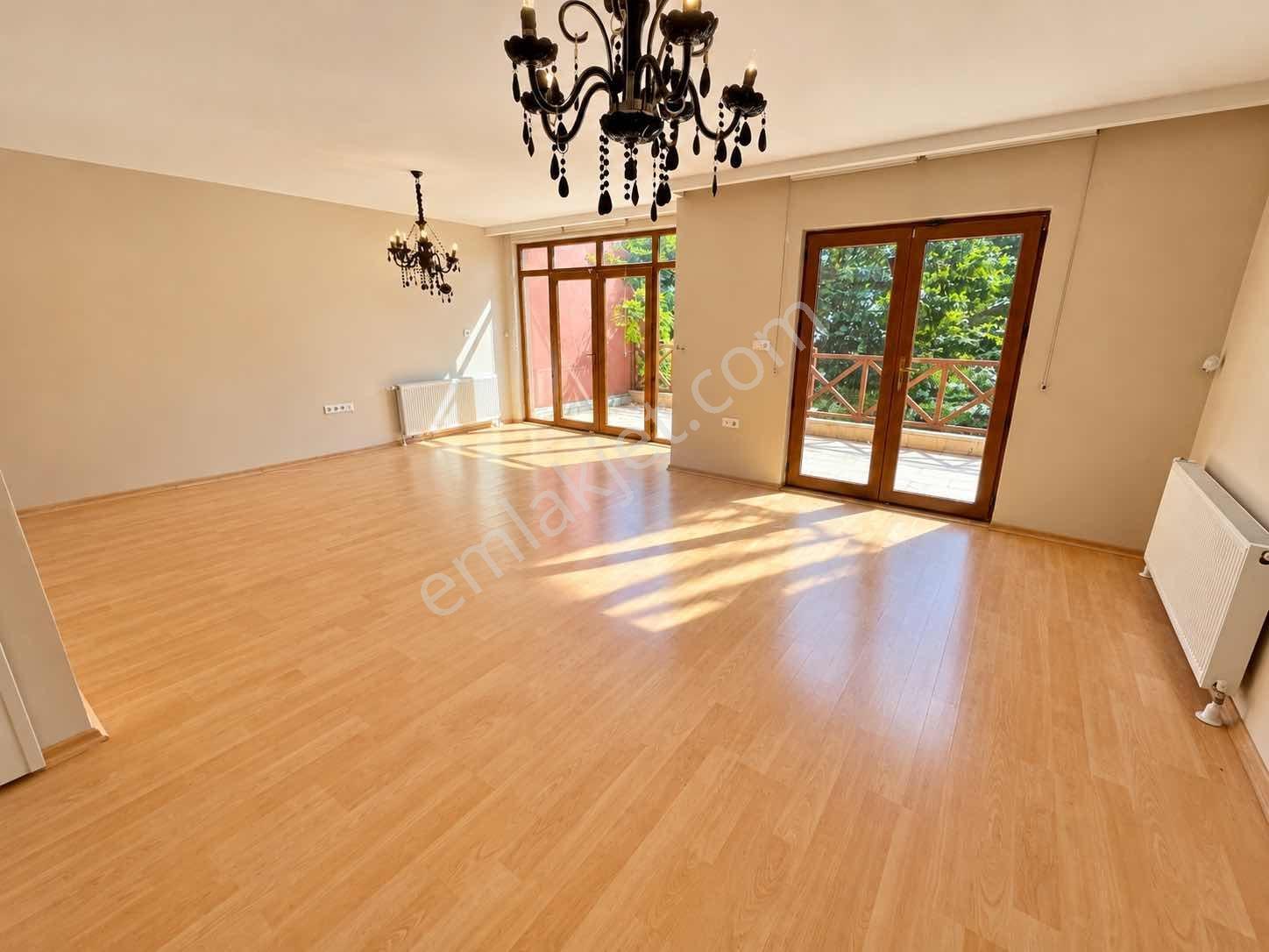 Finansman'dan..havuzlu..güvenlikli Sitede..bahçeli..geniş Villa — fotoğraf 13