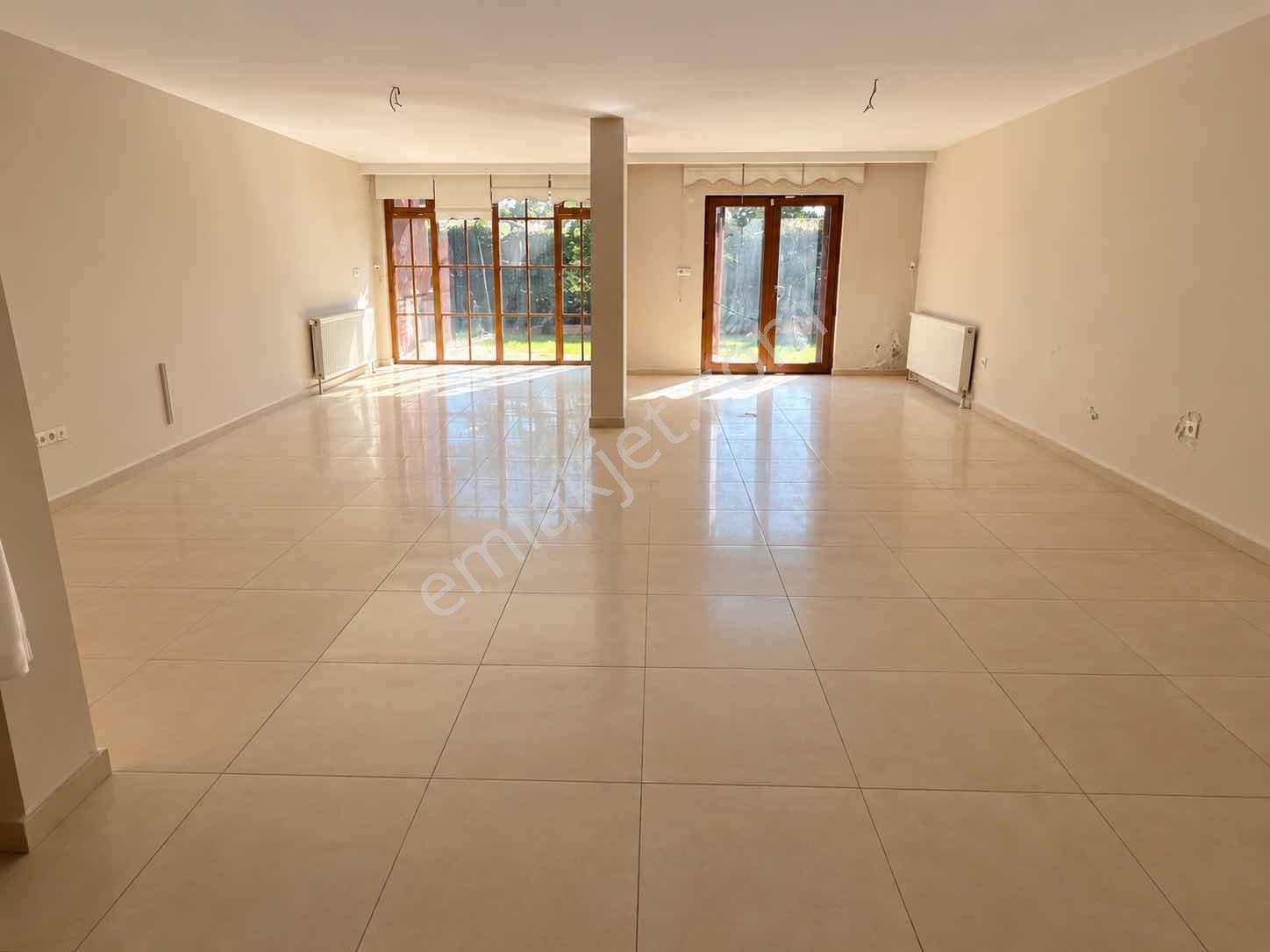 Finansman'dan..havuzlu..güvenlikli Sitede..bahçeli..geniş Villa — fotoğraf 20