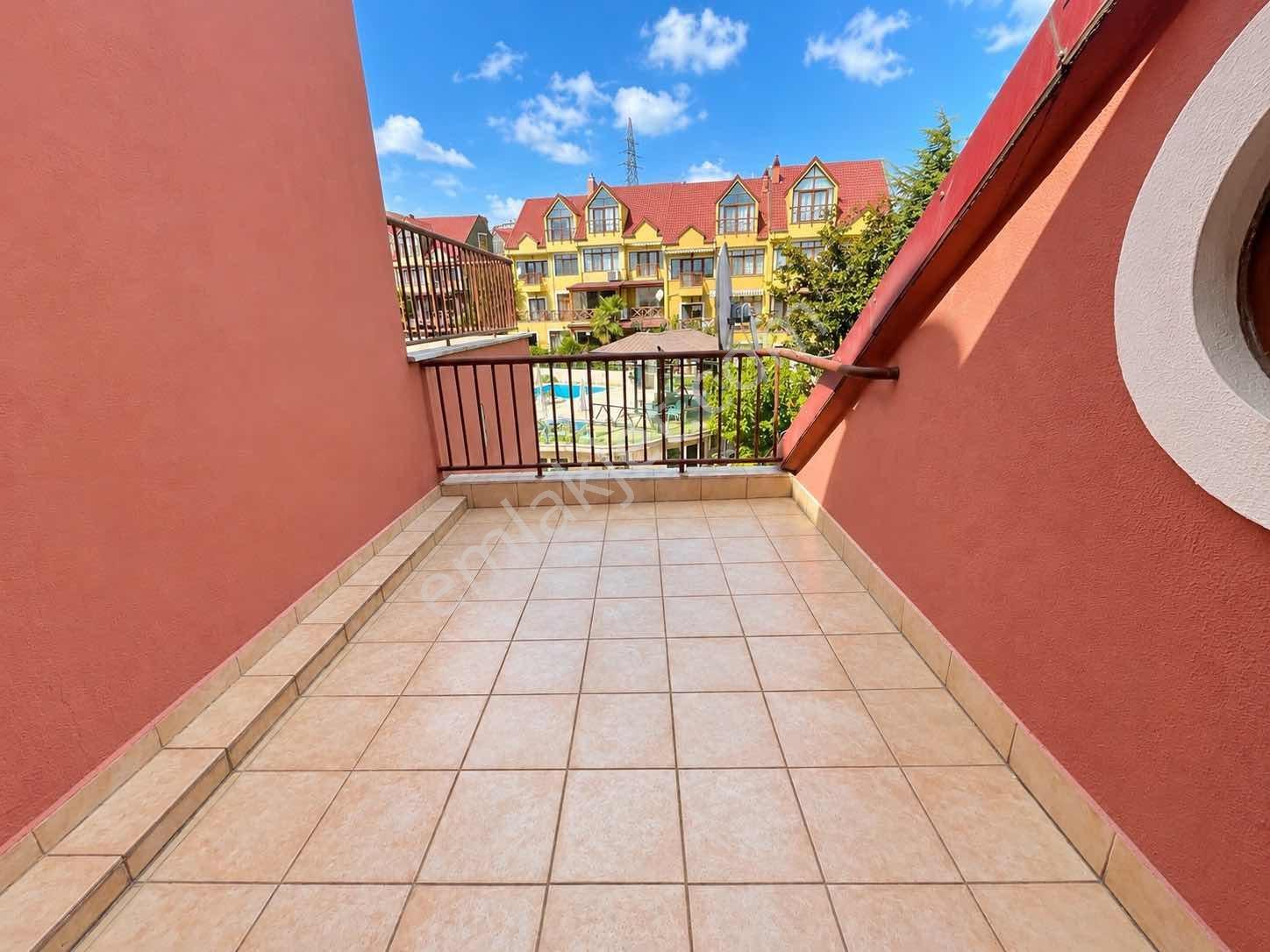 Finansman'dan..havuzlu..güvenlikli Sitede..bahçeli..geniş Villa — fotoğraf 32