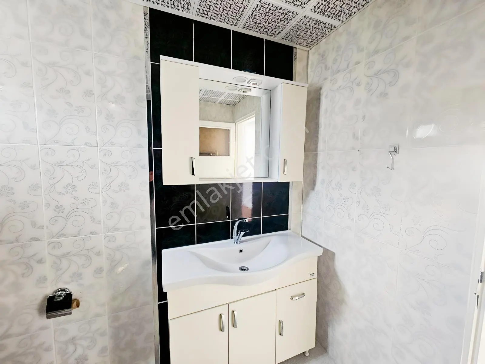 Harikalar Metrosu Yakını, Masrafsız Satılık 3+1 Daire — fotoğraf 31