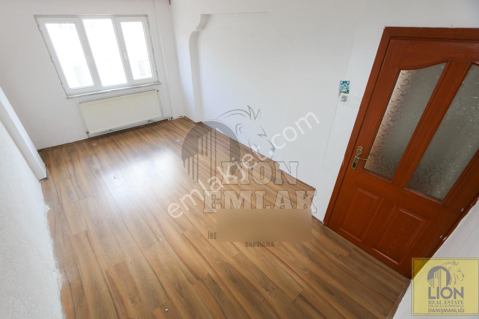 Lıon Emlak'tan Paşabayır'da Çift Balkonlu Satılık 2+1 Daire — fotoğraf 9