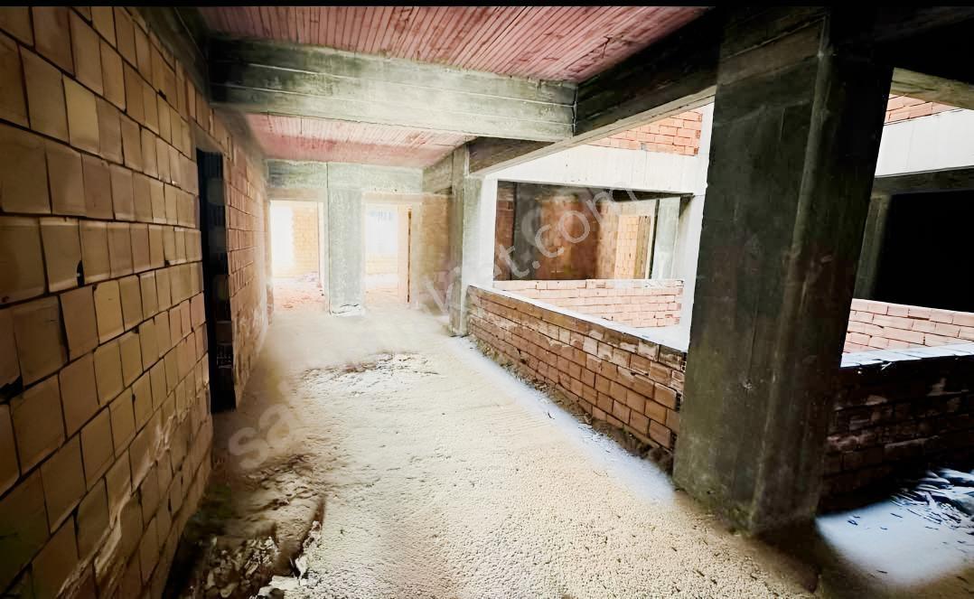 Arsa Fiyatına Karkas Bina-iş Merkezi Kupon Yatırım — fotoğraf 3