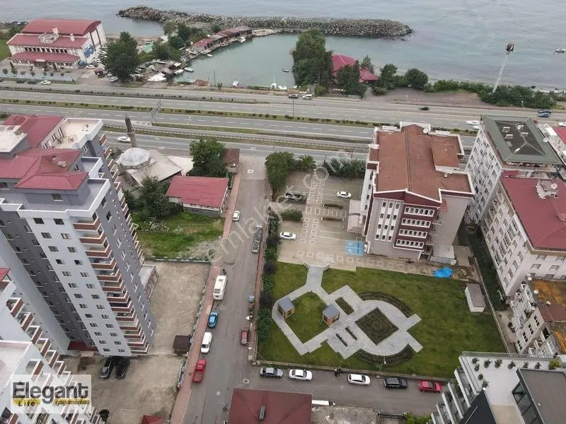 Merkezi Konumda! İslampaşa'da İçinde Bina Olan 200 M² Arsa — fotoğraf 4