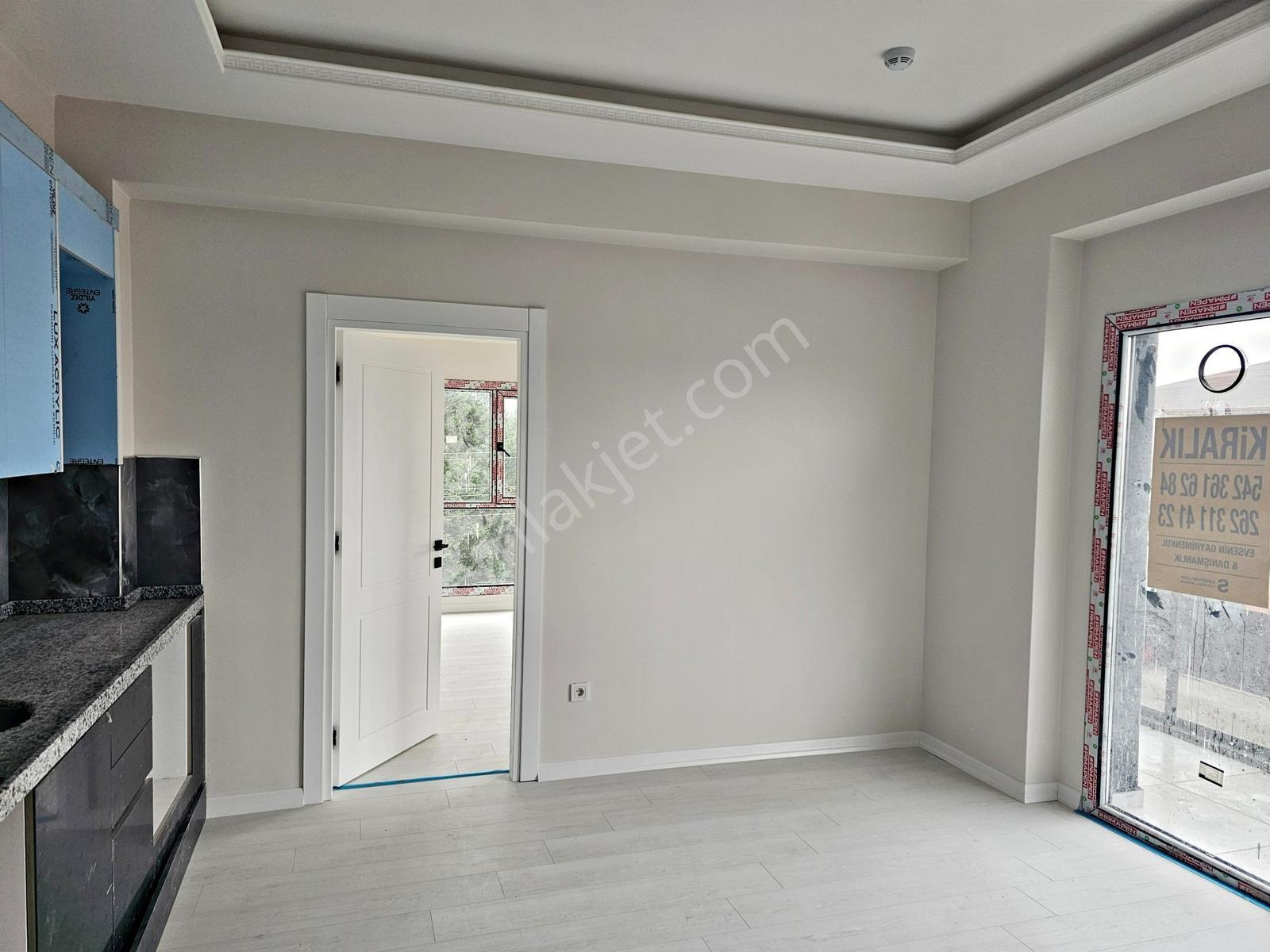 Başiskele Karşıyaka Mah'de Satılık 1+1 Lüks Daire/ofis — fotoğraf 4