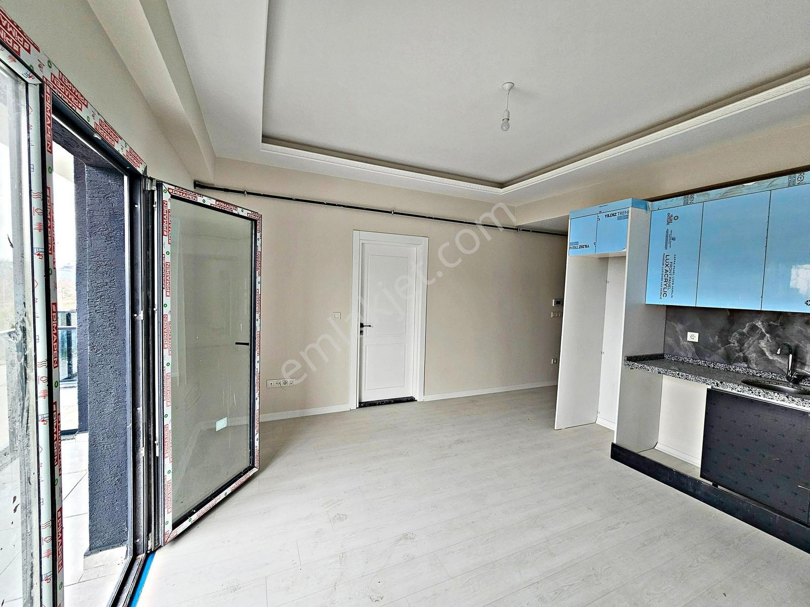 Başiskele Karşıyaka Mah'de Satılık 1+1 Lüks Daire/ofis — fotoğraf 5