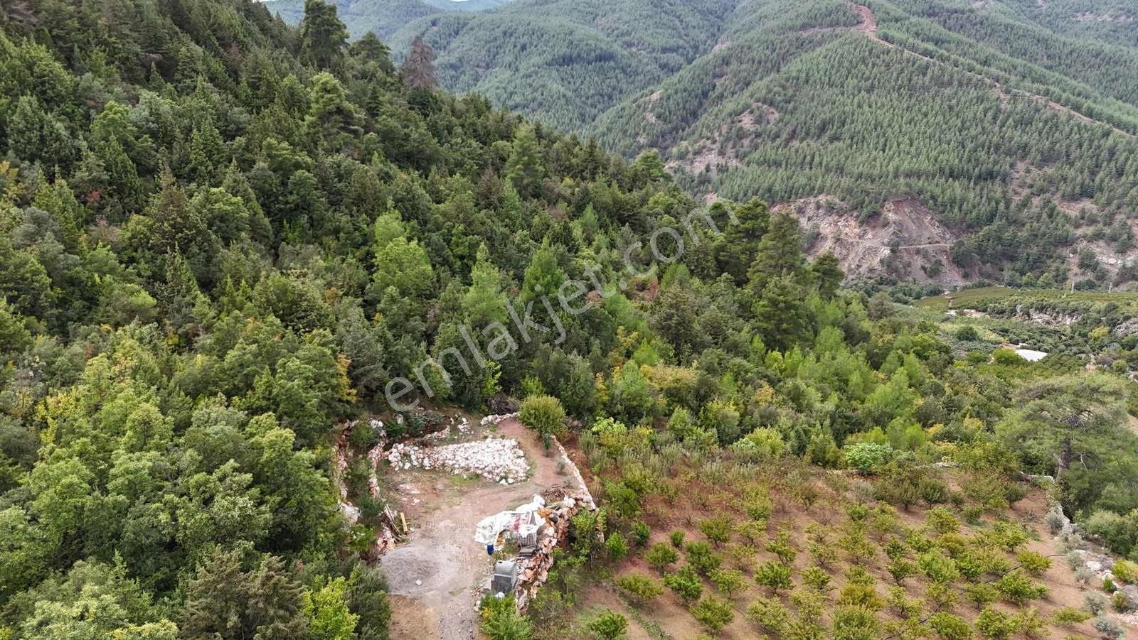 Toroslar Yeniköy Yaylasında 5.487 M2 Kıymetli Arazi