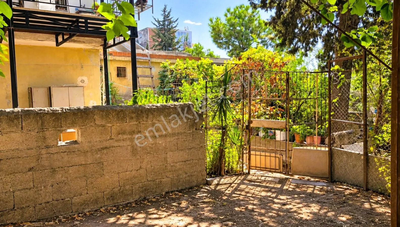 Seyhan/ismetpaşa'da Satılık 291 M² Arsa — fotoğraf 2