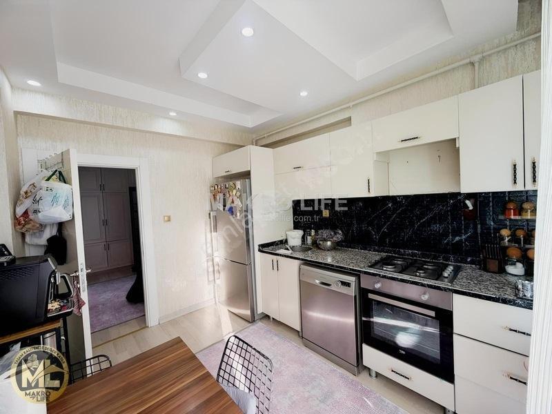 Bağcılar Siverek Caddesinde 3+1 Ekstra Bakımlı Satılık Daire — fotoğraf 5