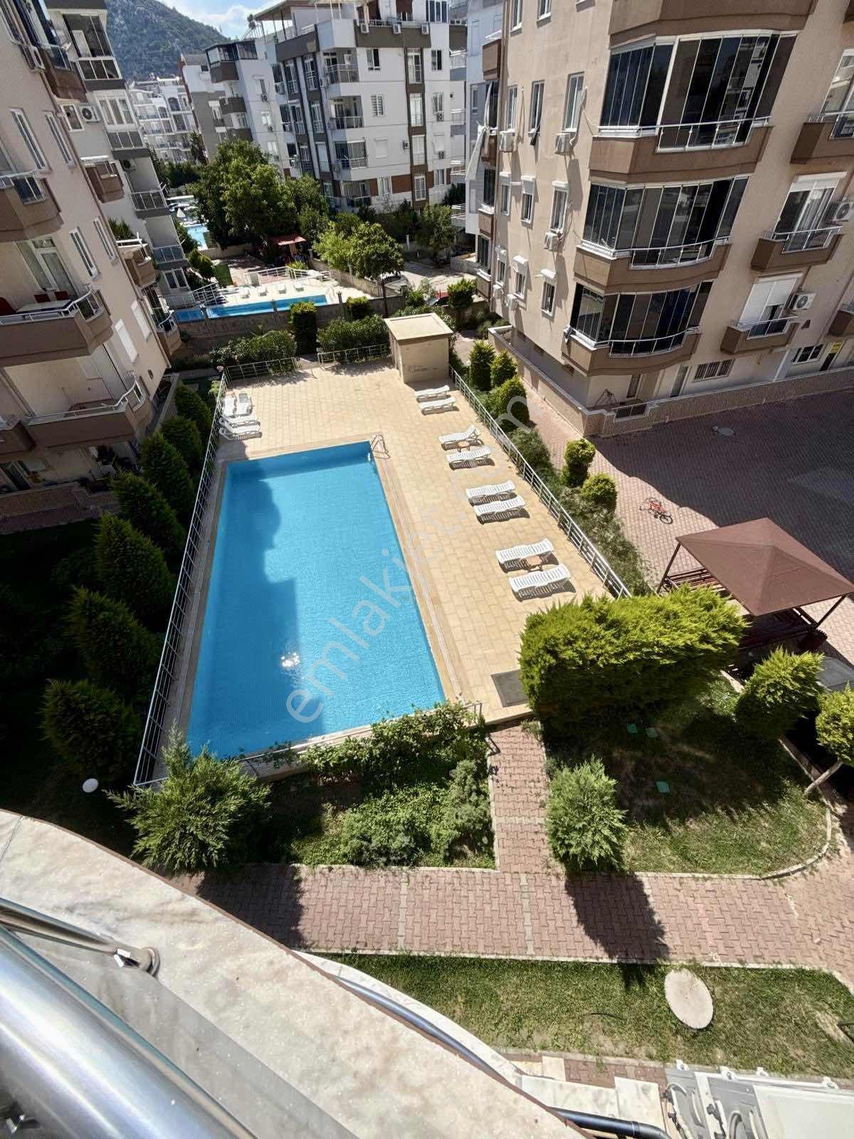 Hurma Mah. Havuzlu Site İçersinde Satılık 2+1 Daire — fotoğraf 17