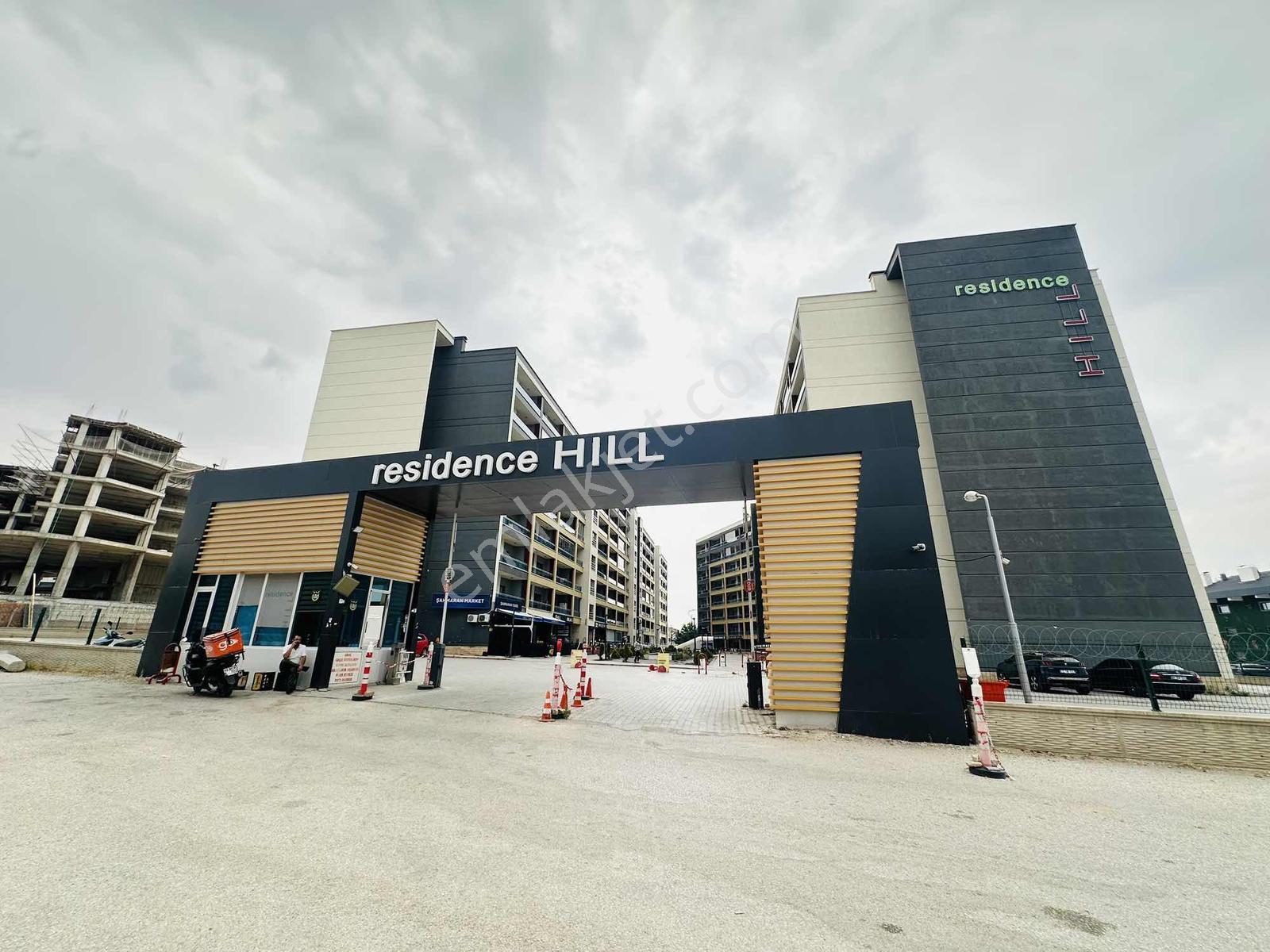 Enes Acur'Dan Residence Hill'De Zemin Kat 1+1 Eşyalı Daire